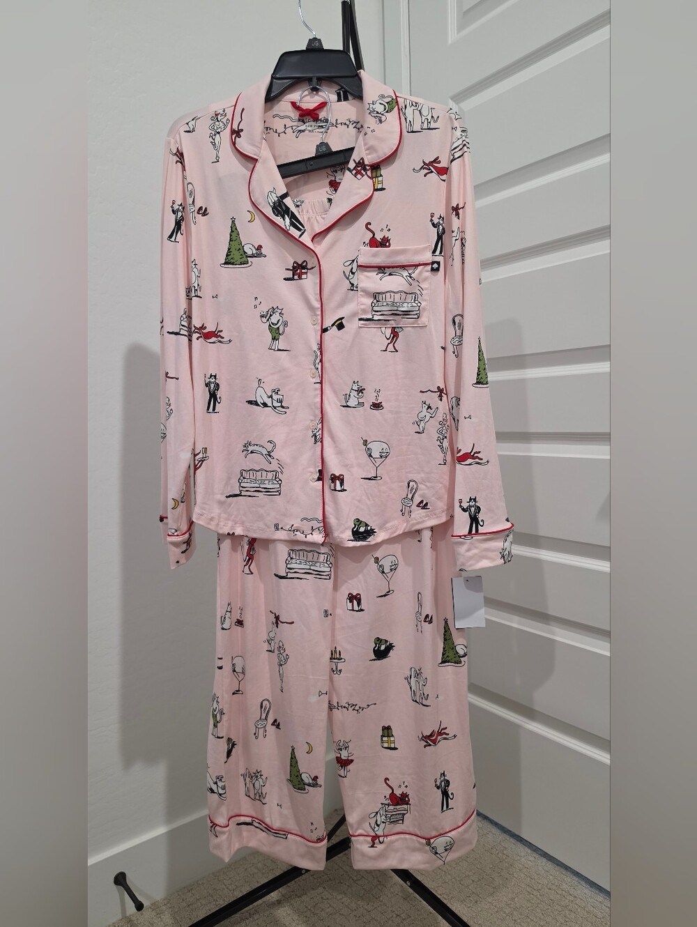 Kids Pink Holiday Graphic Pajama Set